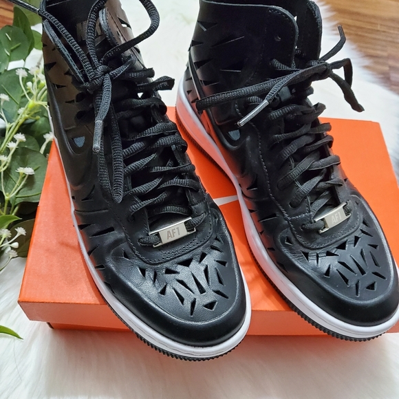 Nike AF1 Ultra Force Mid Joli Black and White - Picture 4 of 7